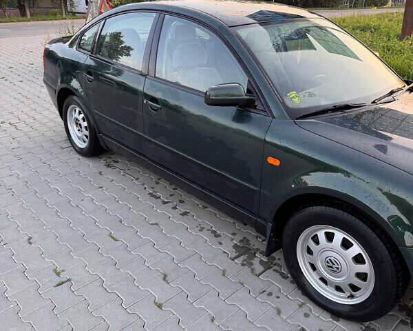 Фольксваген Пассат, объемом двигателя 1.6 л и пробегом 344 тыс. км за 3600 $, фото 5 на Automoto.ua