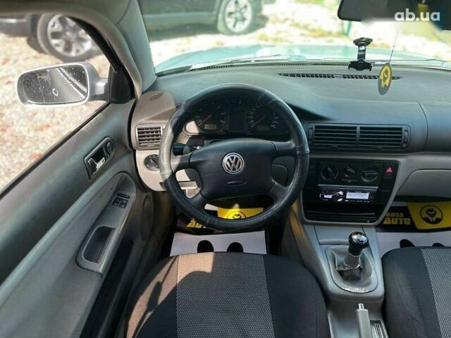 Фольксваген Пассат, объемом двигателя 1.6 л и пробегом 201 тыс. км за 3200 $, фото 13 на Automoto.ua