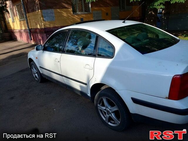 Фольксваген Пассат, об'ємом двигуна 2 л та пробігом 400 тис. км за 2150 $, фото 3 на Automoto.ua