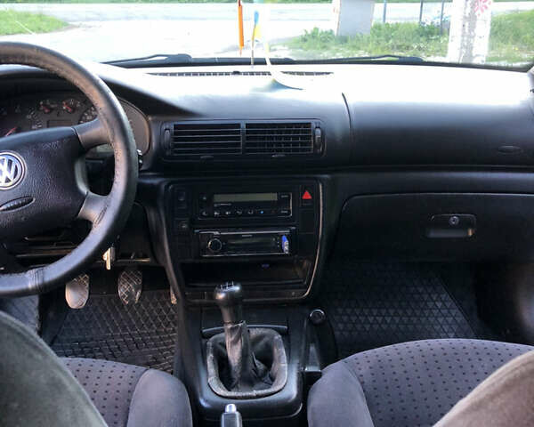 Фольксваген Пассат, объемом двигателя 1.8 л и пробегом 407 тыс. км за 2700 $, фото 24 на Automoto.ua