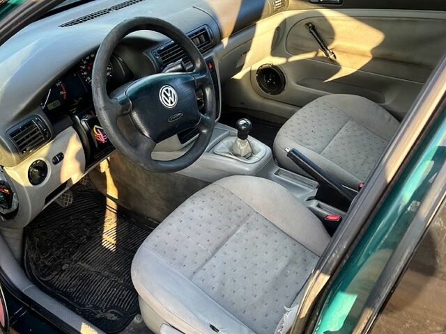 Фольксваген Пассат, объемом двигателя 1.6 л и пробегом 0 тыс. км за 1450 $, фото 4 на Automoto.ua