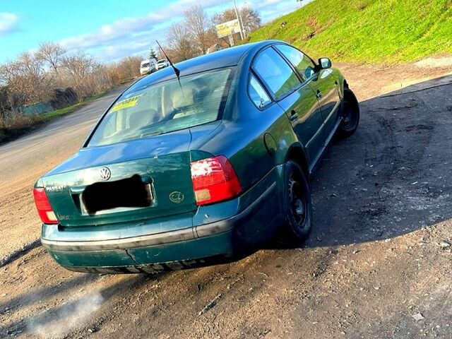 Фольксваген Пассат, объемом двигателя 1.6 л и пробегом 0 тыс. км за 1450 $, фото 2 на Automoto.ua