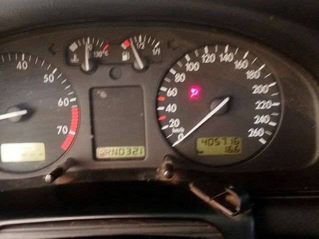 Фольксваген Пассат, объемом двигателя 1.8 л и пробегом 407 тыс. км за 3500 $, фото 3 на Automoto.ua