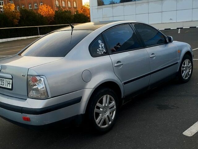 Фольксваген Пассат, объемом двигателя 1.8 л и пробегом 407 тыс. км за 3500 $, фото 5 на Automoto.ua