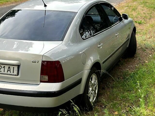 Фольксваген Пассат, объемом двигателя 1.8 л и пробегом 397 тыс. км за 3500 $, фото 2 на Automoto.ua