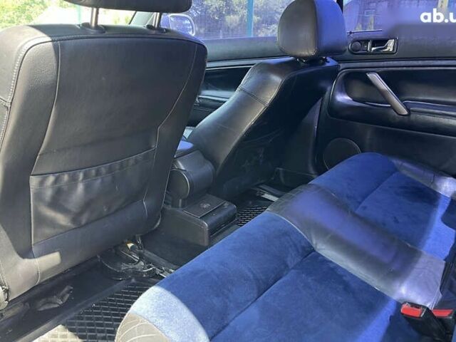 Фольксваген Пассат, объемом двигателя 1.8 л и пробегом 268 тыс. км за 4200 $, фото 16 на Automoto.ua