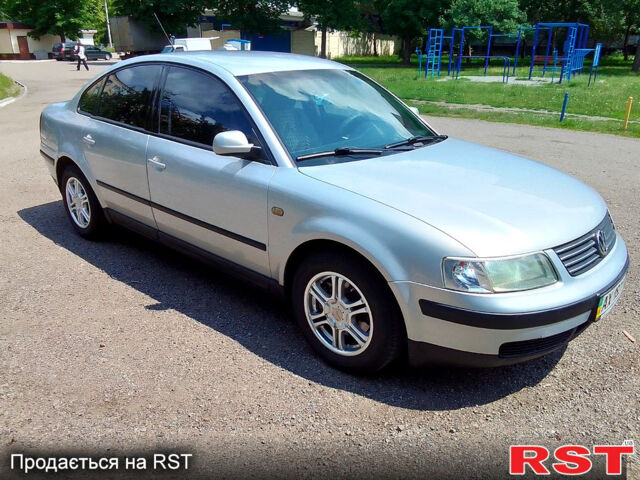 Фольксваген Пассат, объемом двигателя 1.8 л и пробегом 380 тыс. км за 3700 $, фото 2 на Automoto.ua