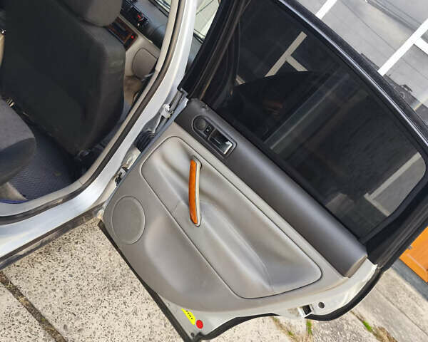 Фольксваген Пассат, об'ємом двигуна 1.9 л та пробігом 355 тис. км за 4100 $, фото 5 на Automoto.ua