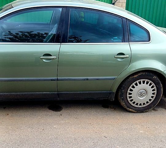 Фольксваген Пассат, об'ємом двигуна 1.6 л та пробігом 250 тис. км за 4700 $, фото 1 на Automoto.ua