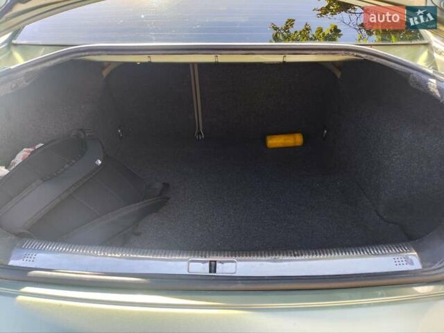 Фольксваген Пассат, об'ємом двигуна 1.6 л та пробігом 270 тис. км за 4000 $, фото 11 на Automoto.ua