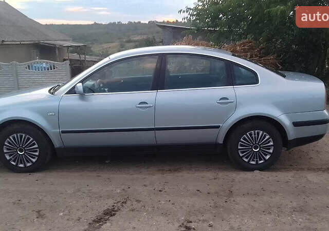 Фольксваген Пассат, объемом двигателя 2 л и пробегом 240 тыс. км за 4000 $, фото 2 на Automoto.ua