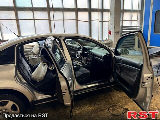 Фольксваген Пассат, объемом двигателя 1.8 л и пробегом 278 тыс. км за 4300 $, фото 4 на Automoto.ua