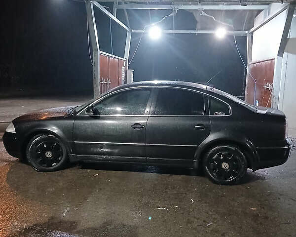 Фольксваген Пассат, объемом двигателя 1.8 л и пробегом 300 тыс. км за 3500 $, фото 2 на Automoto.ua