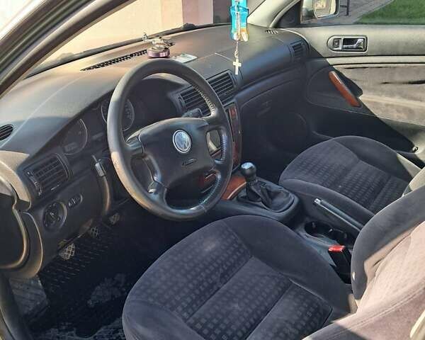 Фольксваген Пассат, об'ємом двигуна 1.9 л та пробігом 260 тис. км за 2700 $, фото 4 на Automoto.ua