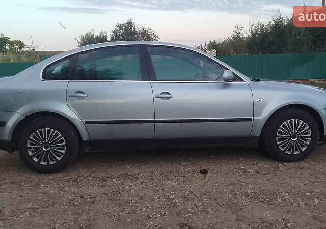 Фольксваген Пассат, объемом двигателя 2 л и пробегом 240 тыс. км за 4000 $, фото 4 на Automoto.ua