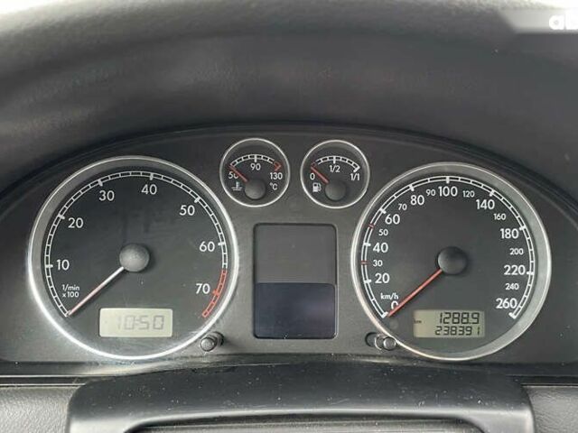 Фольксваген Пассат, объемом двигателя 1.8 л и пробегом 238 тыс. км за 4400 $, фото 14 на Automoto.ua