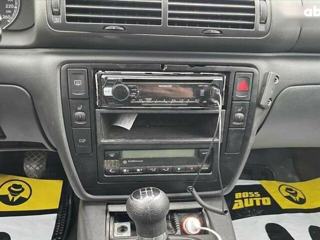 Фольксваген Пассат, объемом двигателя 1.8 л и пробегом 238 тыс. км за 4400 $, фото 13 на Automoto.ua