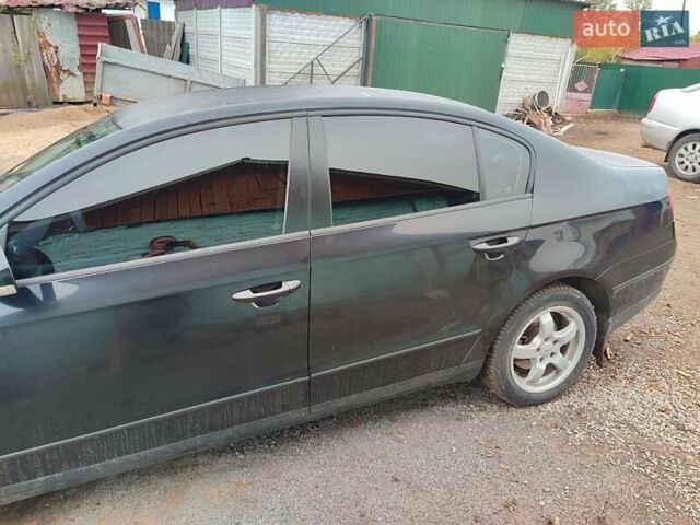 Фольксваген Пассат, объемом двигателя 1.6 л и пробегом 170 тыс. км за 5300 $, фото 1 на Automoto.ua