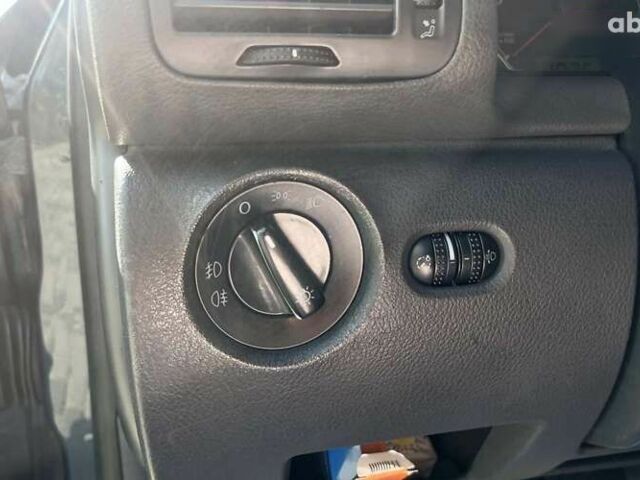 Фольксваген Пассат, об'ємом двигуна 1.9 л та пробігом 322 тис. км за 4900 $, фото 9 на Automoto.ua