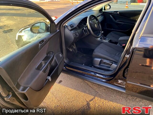 Фольксваген Пассат, об'ємом двигуна 1.6 л та пробігом 215 тис. км за 6000 $, фото 5 на Automoto.ua