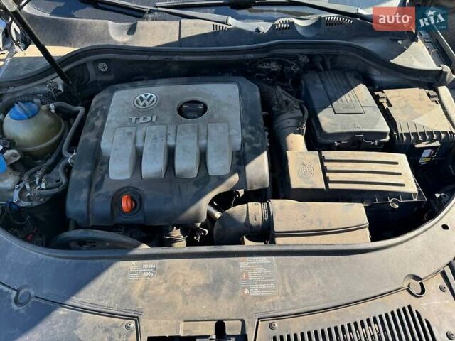 Фольксваген Пассат, об'ємом двигуна 2 л та пробігом 268 тис. км за 6800 $, фото 12 на Automoto.ua