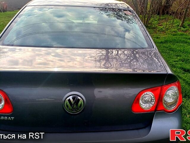 Фольксваген Пассат, об'ємом двигуна 1.6 л та пробігом 210 тис. км за 8500 $, фото 3 на Automoto.ua