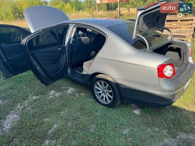 Фольксваген Пассат, об'ємом двигуна 2 л та пробігом 268 тис. км за 6800 $, фото 14 на Automoto.ua