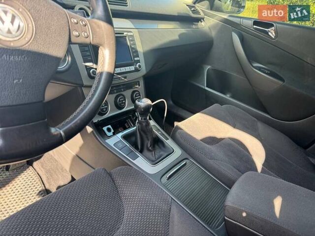 Фольксваген Пассат, об'ємом двигуна 2 л та пробігом 268 тис. км за 6800 $, фото 21 на Automoto.ua