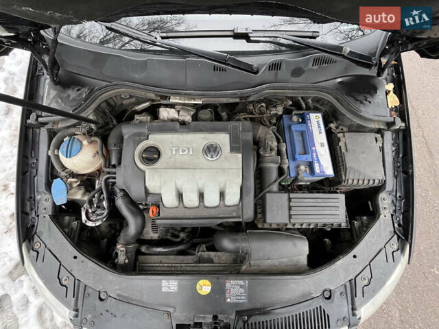 Фольксваген Пассат, объемом двигателя 1.9 л и пробегом 215 тыс. км за 6000 $, фото 18 на Automoto.ua