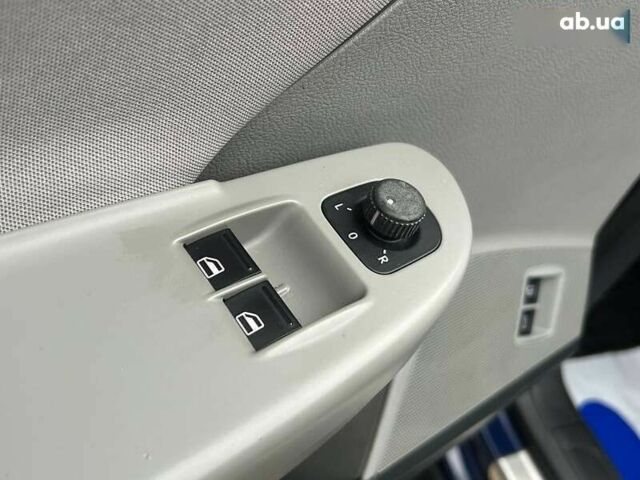 Фольксваген Пассат, объемом двигателя 2 л и пробегом 329 тыс. км за 5900 $, фото 10 на Automoto.ua