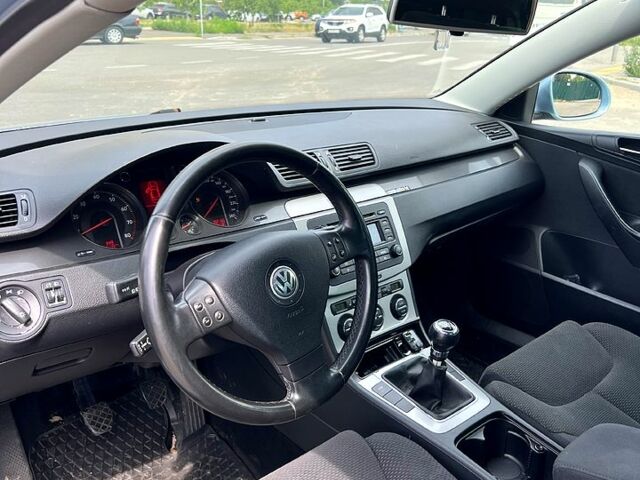 Фольксваген Пассат, объемом двигателя 2 л и пробегом 192 тыс. км за 5500 $, фото 2 на Automoto.ua