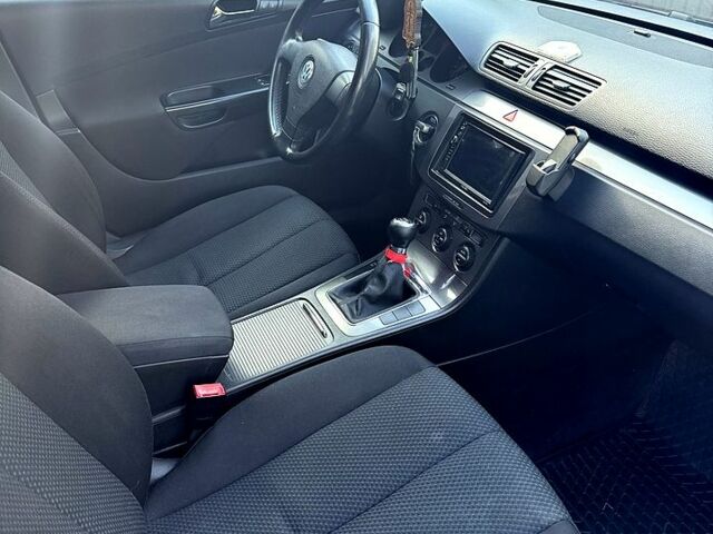 Фольксваген Пассат, объемом двигателя 1.4 л и пробегом 270 тыс. км за 6500 $, фото 4 на Automoto.ua