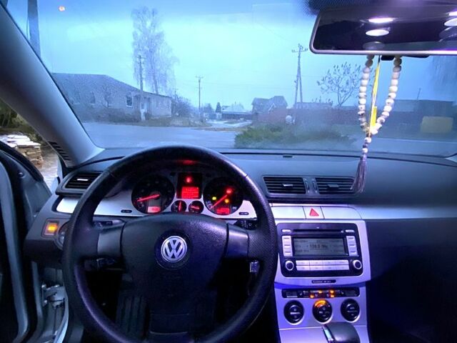 Фольксваген Пассат, об'ємом двигуна 1.8 л та пробігом 188 тис. км за 7000 $, фото 10 на Automoto.ua