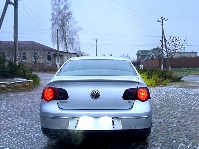 Фольксваген Пассат, об'ємом двигуна 1.8 л та пробігом 188 тис. км за 7000 $, фото 2 на Automoto.ua