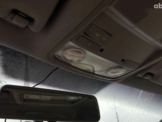 Фольксваген Пассат, объемом двигателя 1.8 л и пробегом 290 тыс. км за 6999 $, фото 16 на Automoto.ua