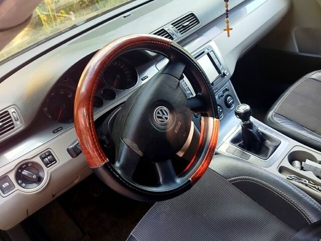 Фольксваген Пассат, об'ємом двигуна 1.8 л та пробігом 220 тис. км за 6600 $, фото 1 на Automoto.ua