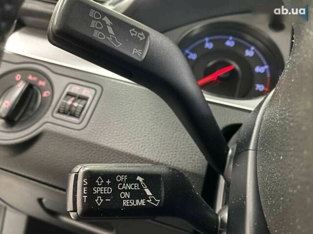 Фольксваген Пассат, об'ємом двигуна 1.8 л та пробігом 198 тис. км за 7890 $, фото 19 на Automoto.ua