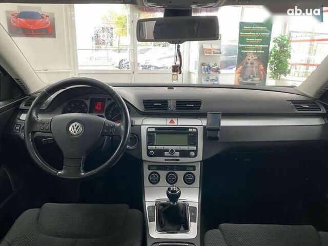 Фольксваген Пассат, об'ємом двигуна 1.8 л та пробігом 198 тис. км за 7890 $, фото 25 на Automoto.ua