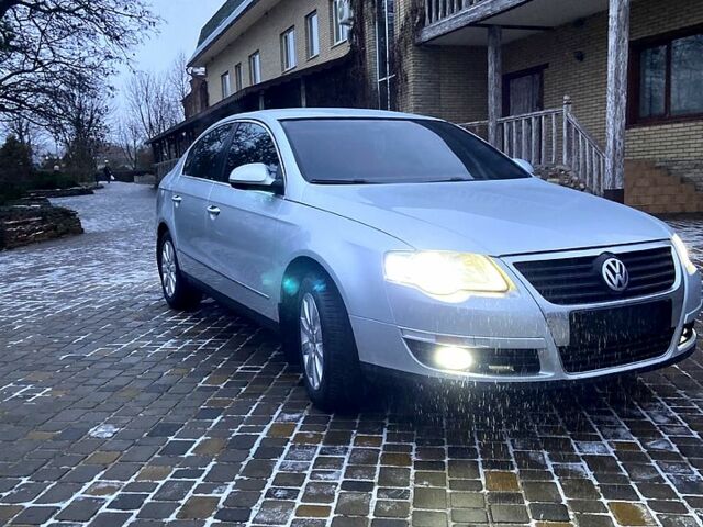 Фольксваген Пассат, об'ємом двигуна 1.8 л та пробігом 188 тис. км за 7000 $, фото 1 на Automoto.ua