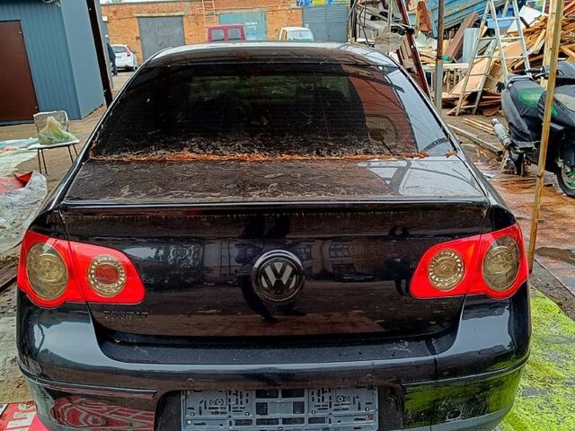 Фольксваген Пассат, объемом двигателя 1.8 л и пробегом 370 тыс. км за 2500 $, фото 4 на Automoto.ua