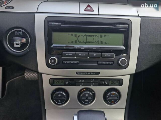 Фольксваген Пассат, об'ємом двигуна 1.8 л та пробігом 243 тис. км за 7299 $, фото 25 на Automoto.ua