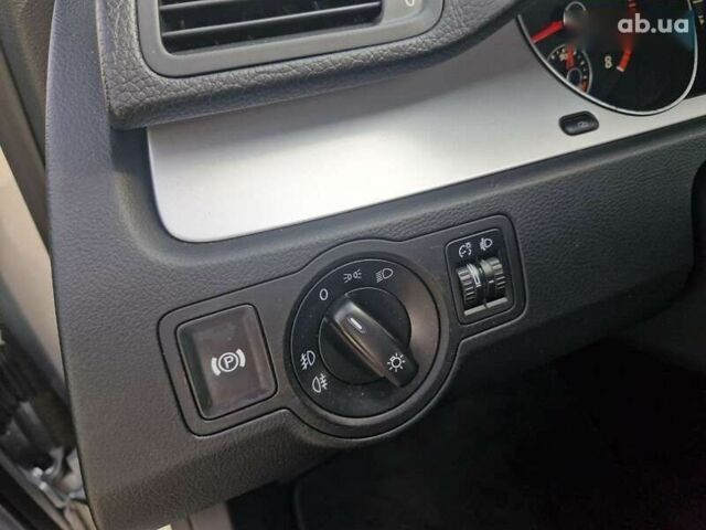 Фольксваген Пассат, объемом двигателя 1.8 л и пробегом 243 тыс. км за 7299 $, фото 24 на Automoto.ua