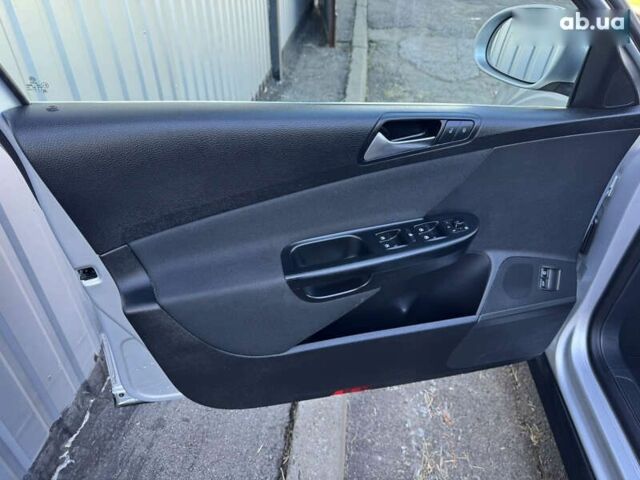 Фольксваген Пассат, объемом двигателя 1.4 л и пробегом 211 тыс. км за 7850 $, фото 20 на Automoto.ua