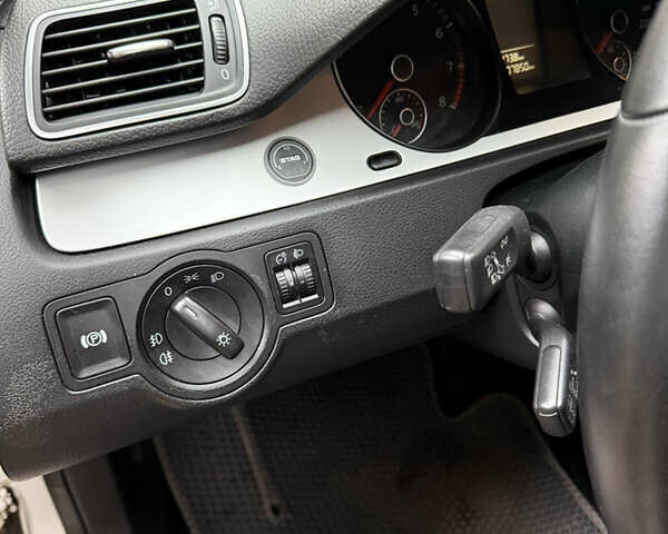 Фольксваген Пассат, об'ємом двигуна 1.8 л та пробігом 307 тис. км за 6900 $, фото 12 на Automoto.ua