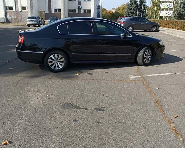 Фольксваген Пассат, объемом двигателя 1.97 л и пробегом 213 тыс. км за 9200 $, фото 16 на Automoto.ua