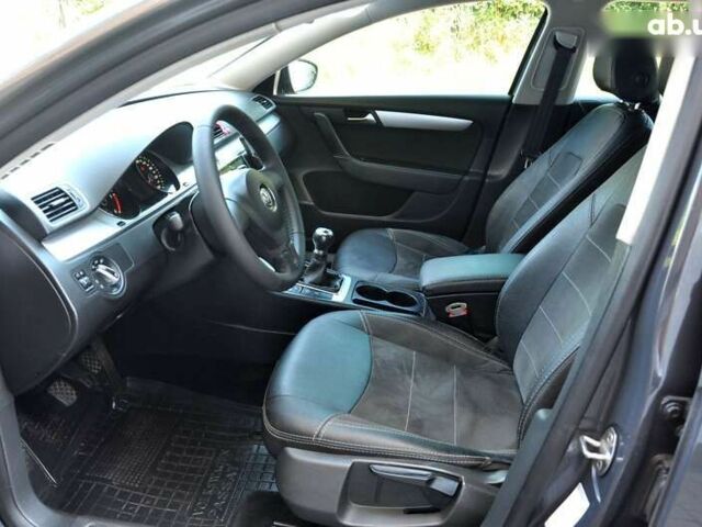 Фольксваген Пассат, об'ємом двигуна 1.6 л та пробігом 256 тис. км за 8200 $, фото 12 на Automoto.ua