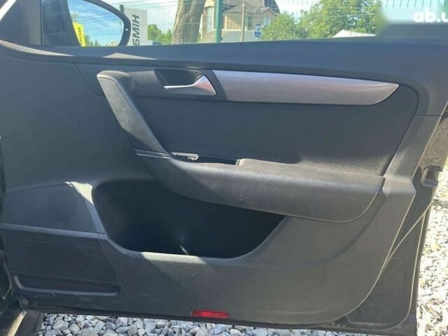 Фольксваген Пассат, объемом двигателя 2 л и пробегом 130 тыс. км за 10000 $, фото 23 на Automoto.ua