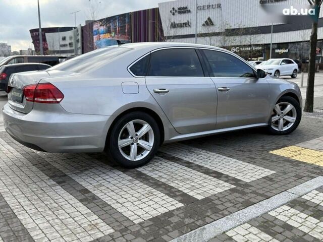 Фольксваген Пассат, объемом двигателя 2.5 л и пробегом 256 тыс. км за 9200 $, фото 13 на Automoto.ua