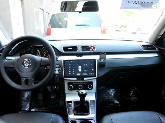 Фольксваген Пассат, об'ємом двигуна 1.6 л та пробігом 256 тис. км за 8200 $, фото 25 на Automoto.ua