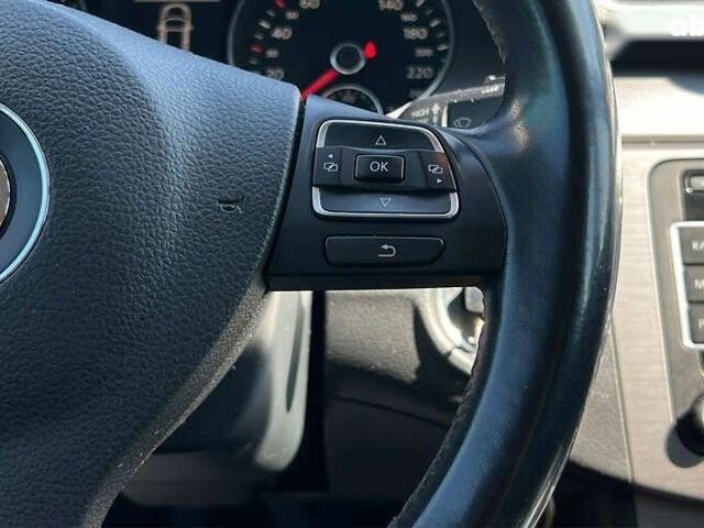 Фольксваген Пассат, об'ємом двигуна 1.6 л та пробігом 243 тис. км за 10500 $, фото 15 на Automoto.ua